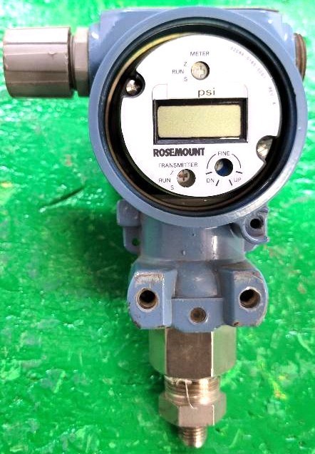 6️⃣ROSEMOUNT 2088G3A22AIM5 GAUGE PSI TRANSMITTER PESSCO OFFERING 1 W051426-3 🗽