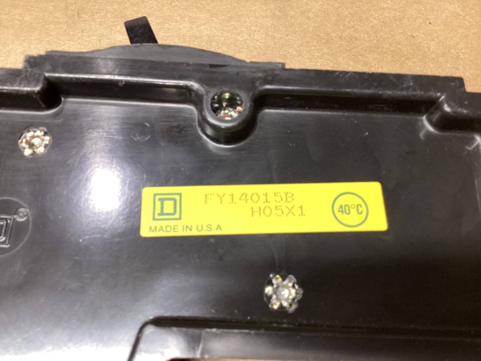 Square D FY-14015-B 1-Pole 15A Circuit Breaker #131F140PR6*CO