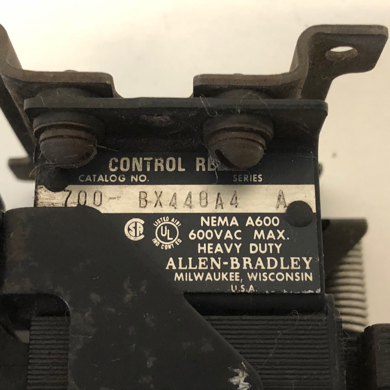 NEW OLD STOCK! ALLEN-BRADLEY 8-POLE CONTROL RELAY SER.A 700-BX448A4