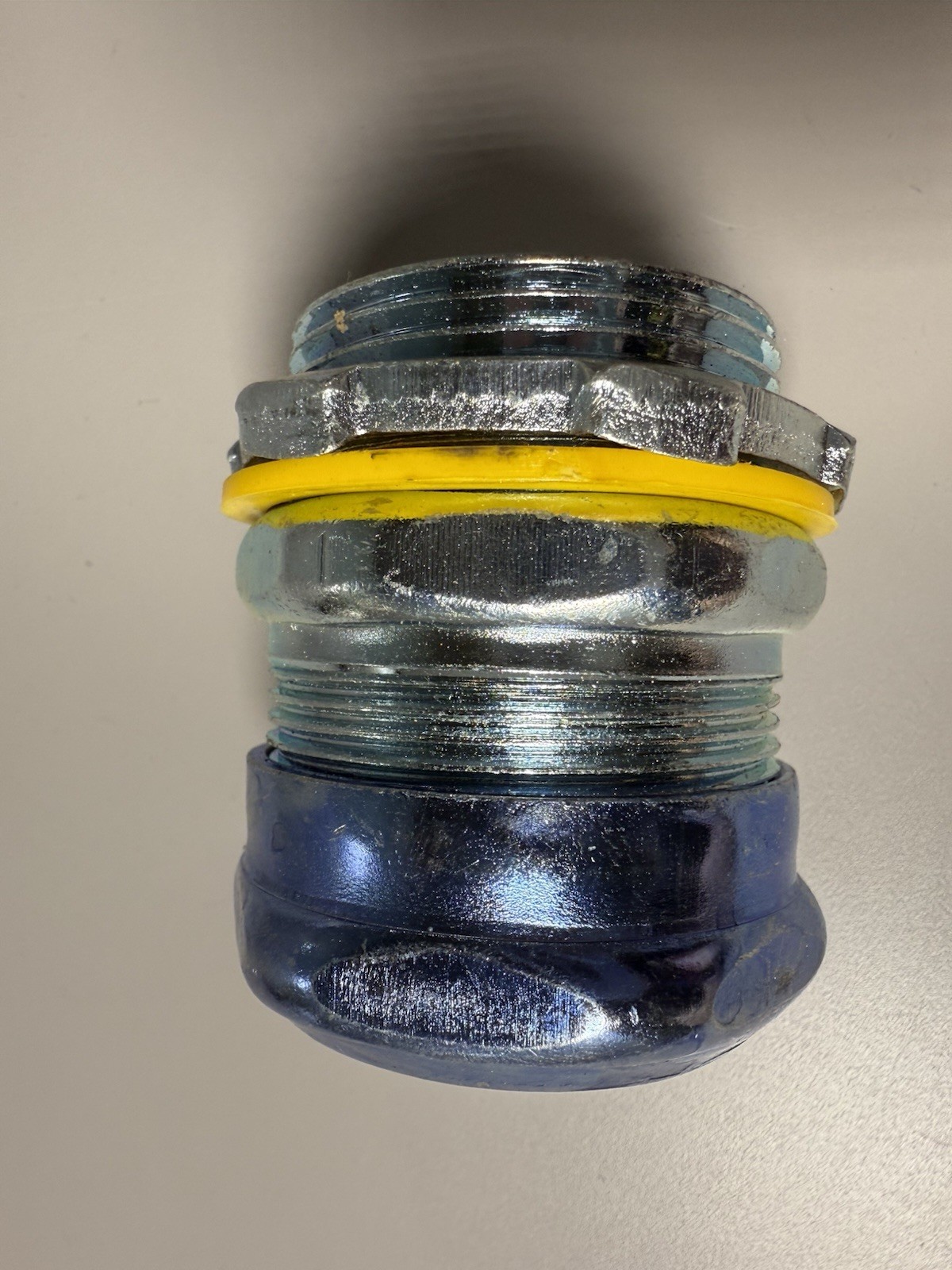 SET OF 6 RACO 1-1/4” Liquidtight Straight Connector with Locknut & Sealing Ring