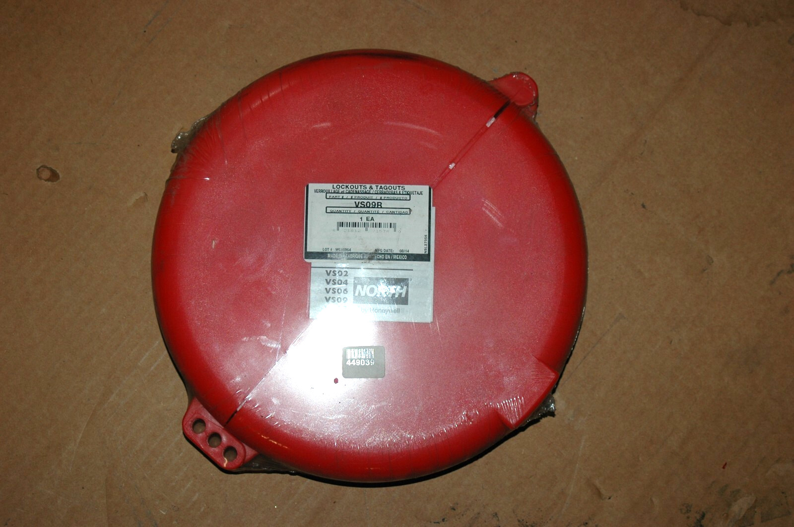 LOCKOUT, VALVE, VS-09 FOR VALVE HANDLES 6-1/2″ TO 10″ -SURPLUS-
