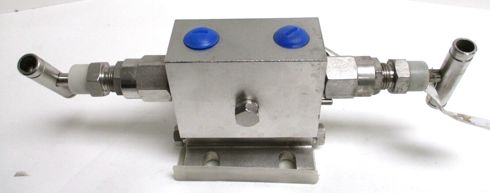 ASEA BROWN, 1804029-002, 5-VALVE MANIFOLD, 6000 PSI, w/o MOUNTING BOLTS, SURPLUS