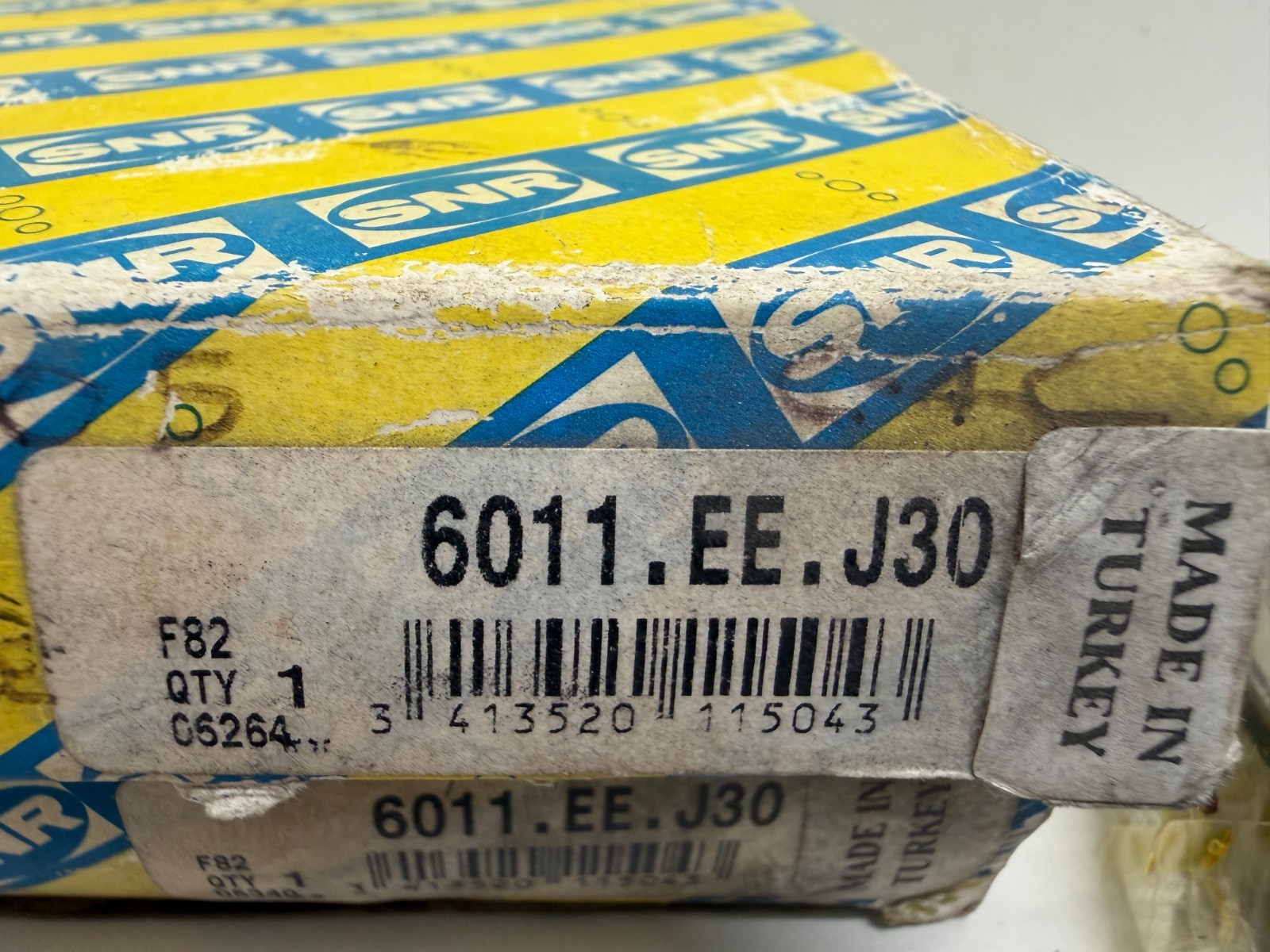 LOT OF (2) NEW IN BOX! SNR DEEP GROOVE BALL BEARINGS 6011.EE.J30
