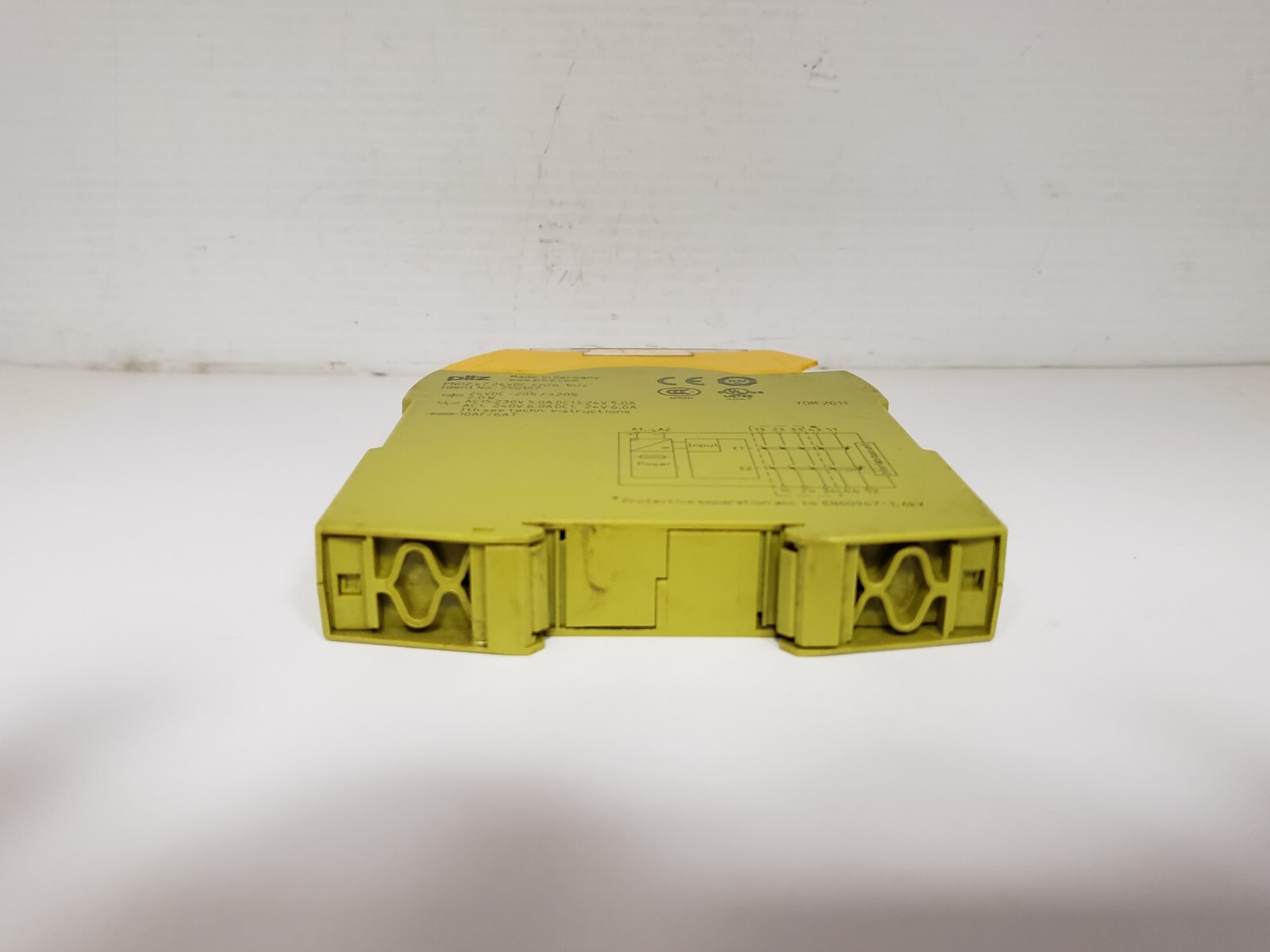 PILZ PNOZ S7 24VDC 4N/O 1N/C SAFETY RELAY (750107)