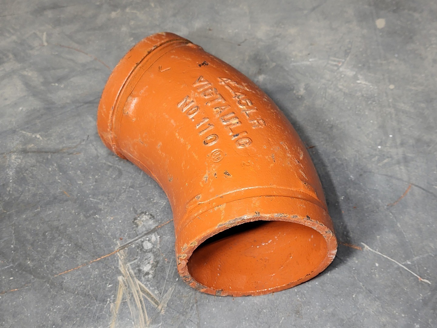 SURPLUS NEW Victaulic No. 110 6″ Grooved 45° Elbow Fitting, Ptd. Orange