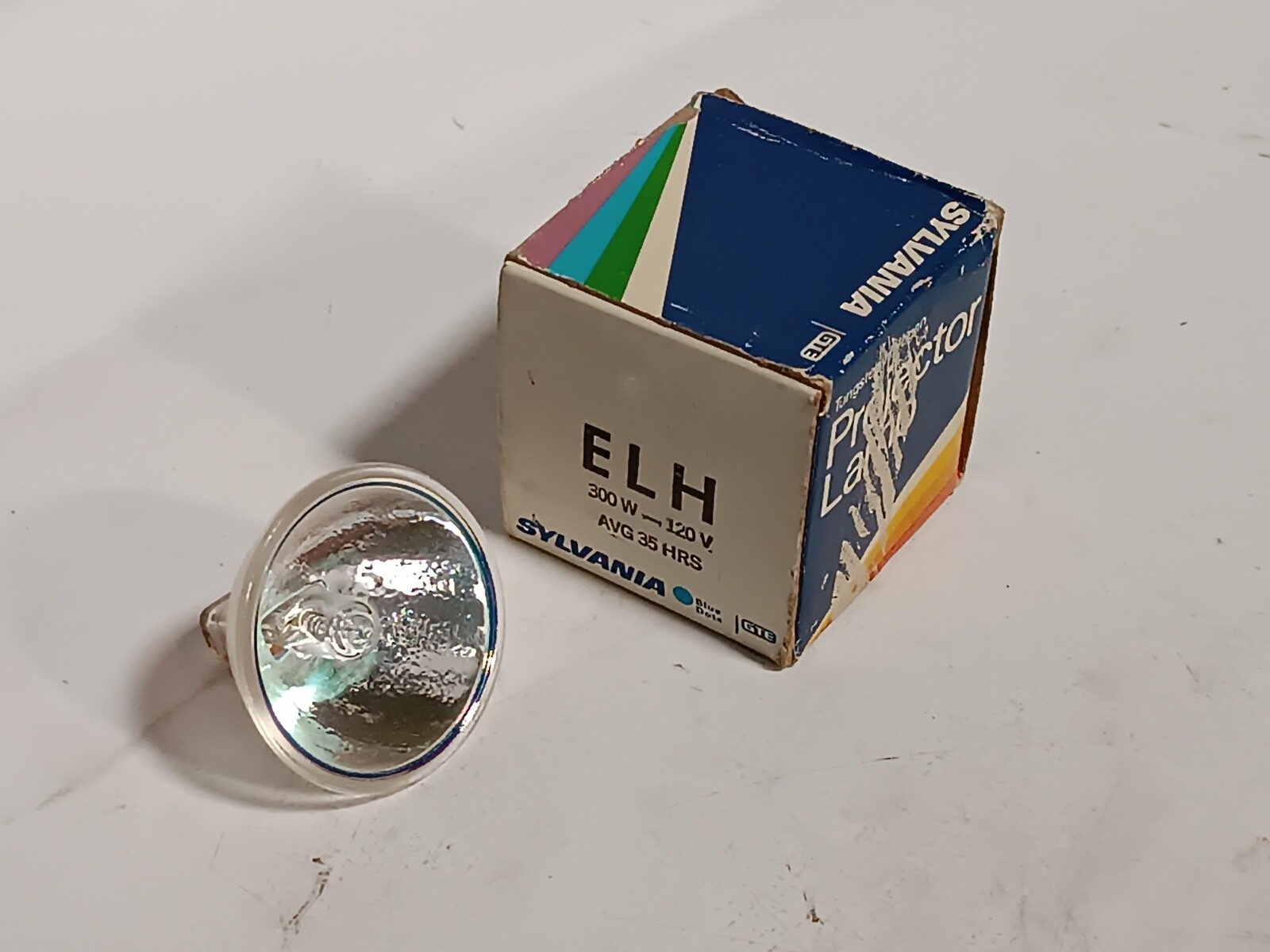 Sylvania Blue Dot ELH Projector Lamp Replacement Bulb Tungsten Halogen as shown