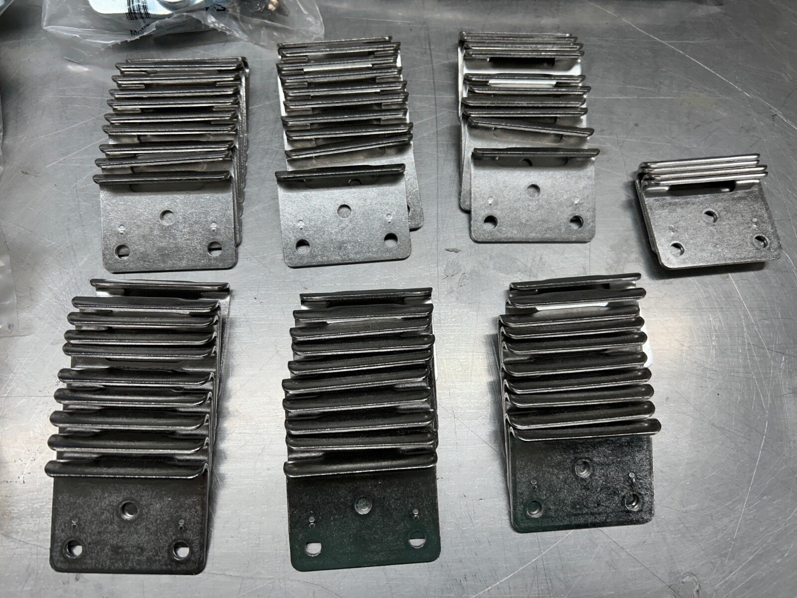 Lot of 69 Southco K5-2813-07 Draw Latch and 64 Southco 2811X Stainlesst plate