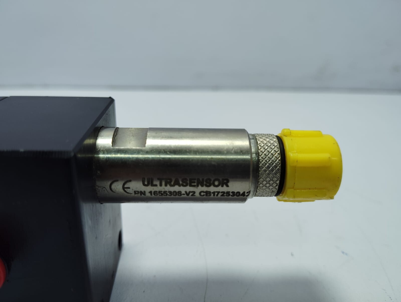 Ultrasensor 1655308-V2 With Assalub M17199 Flow Transmitter