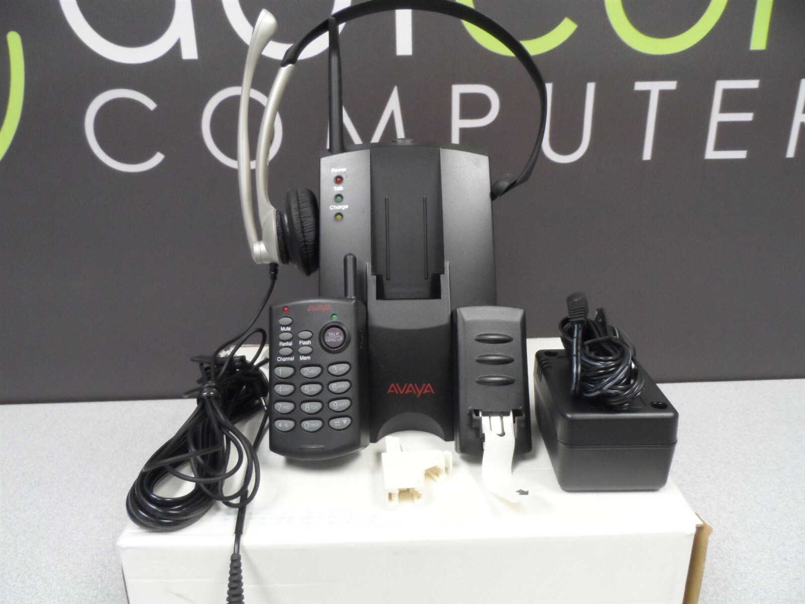Avaya 10U100 Cordless Headset Telephone E648200 *NEW Open Box*