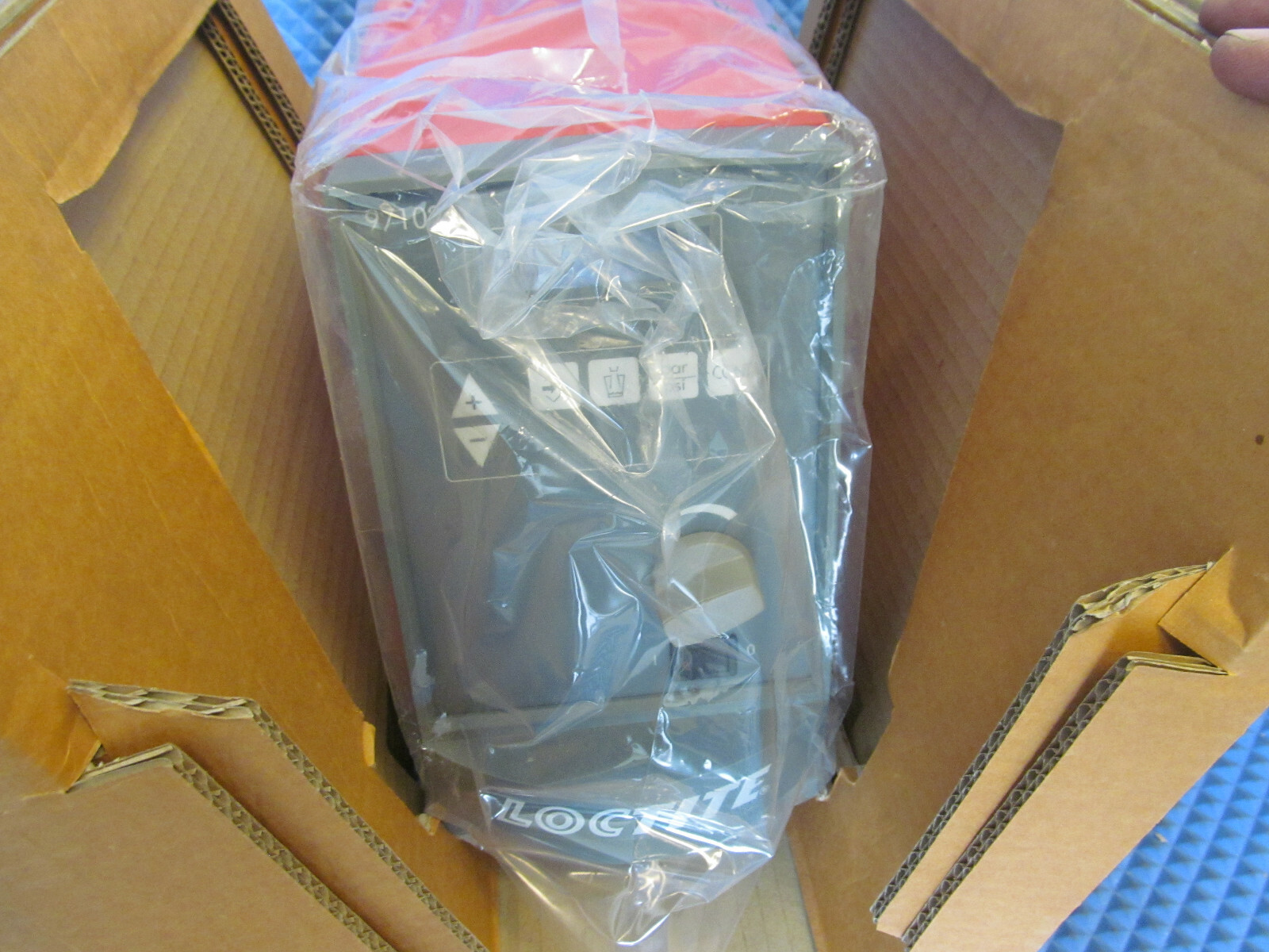 (Brand New in Box) Loctite Semi-Automatic Controller 97102 (1 Year Warranty)