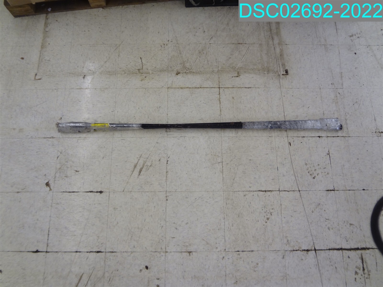 QTY=2: Ditch-Witch 351-255 BLACK BAR 64″ X 1-1/4″ X 1-1/4″