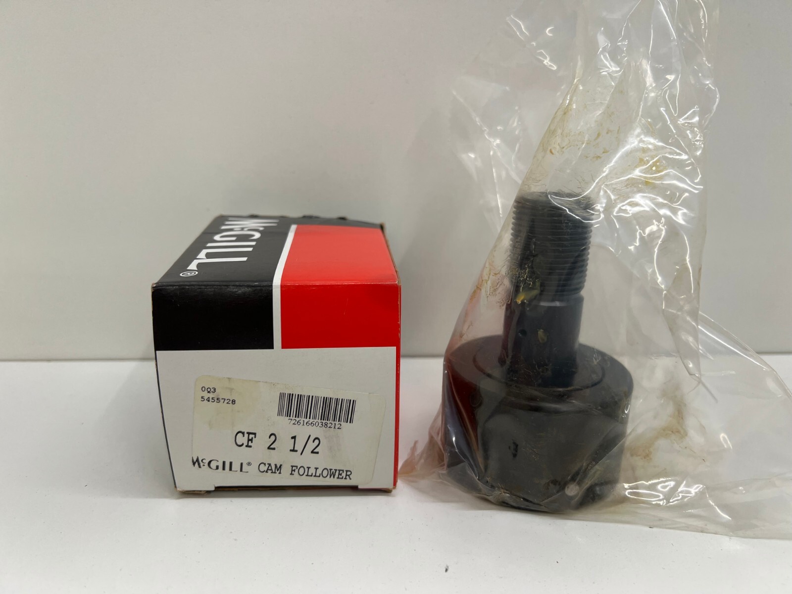 NEW IN BOX! MCGILL CAM FOLLOWER CF-2-1/2