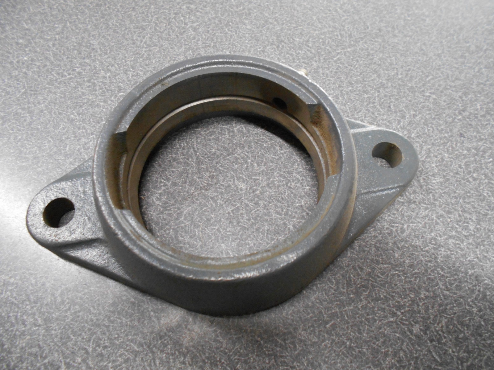 Burns/Tisco 90mm 2-Bolt Greasable Bearing Flange. T90-R. NEW!