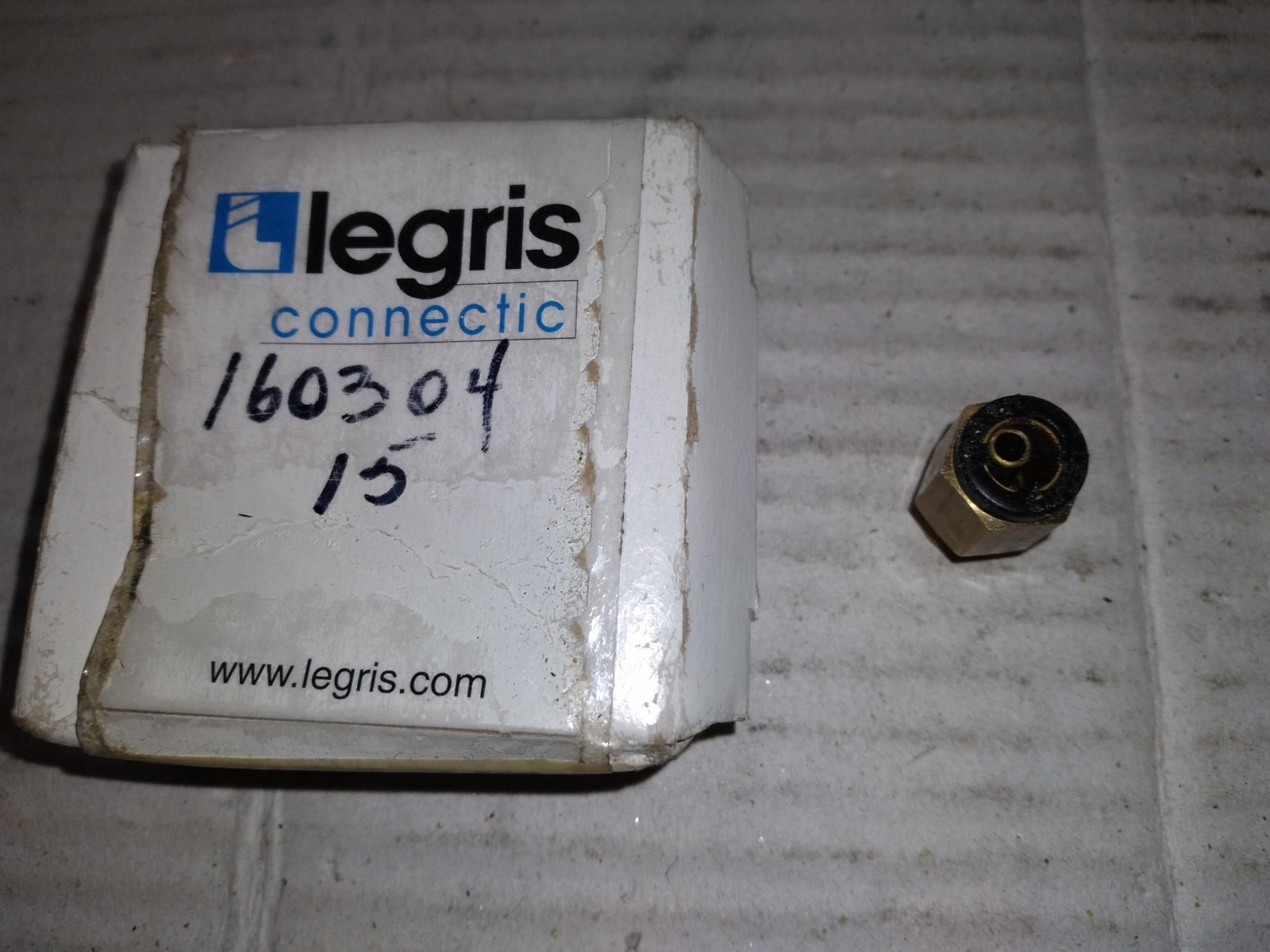 LEGRIS CONNECTIC 2HMY7 STRAIGHT MALE DOT 08 BOX OF 10