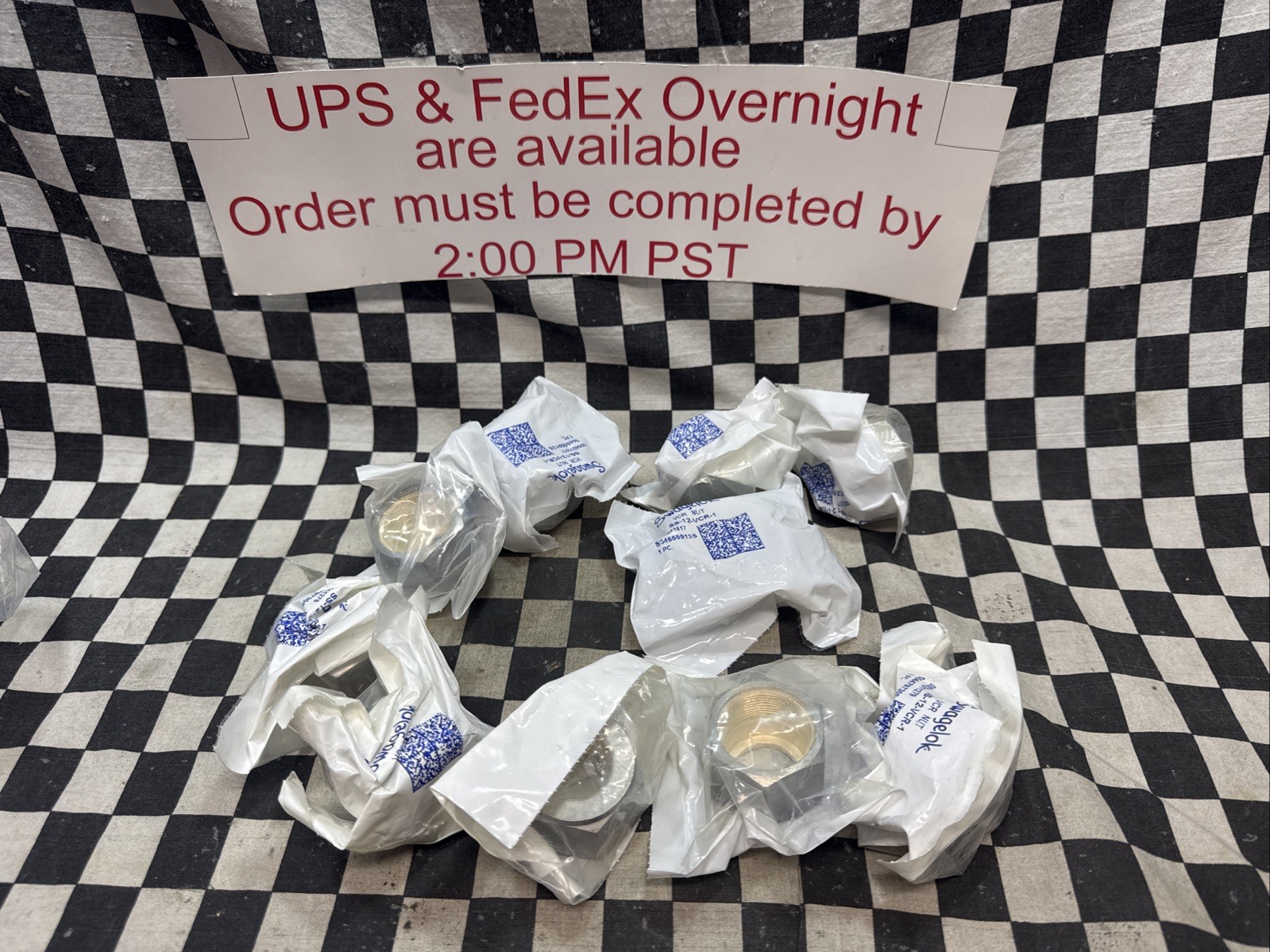 SWAGELOK SS-12-VCR-1, SS12VCR1, Female Nut 3/4″, LOT OF 10, SHIPSAMEDAY#1654W3