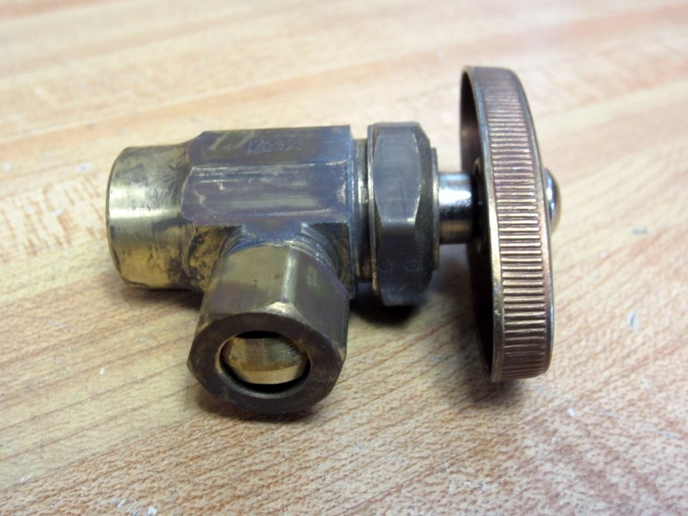 Brasscraft M05/1 Angle Multi-Turn Valve M051