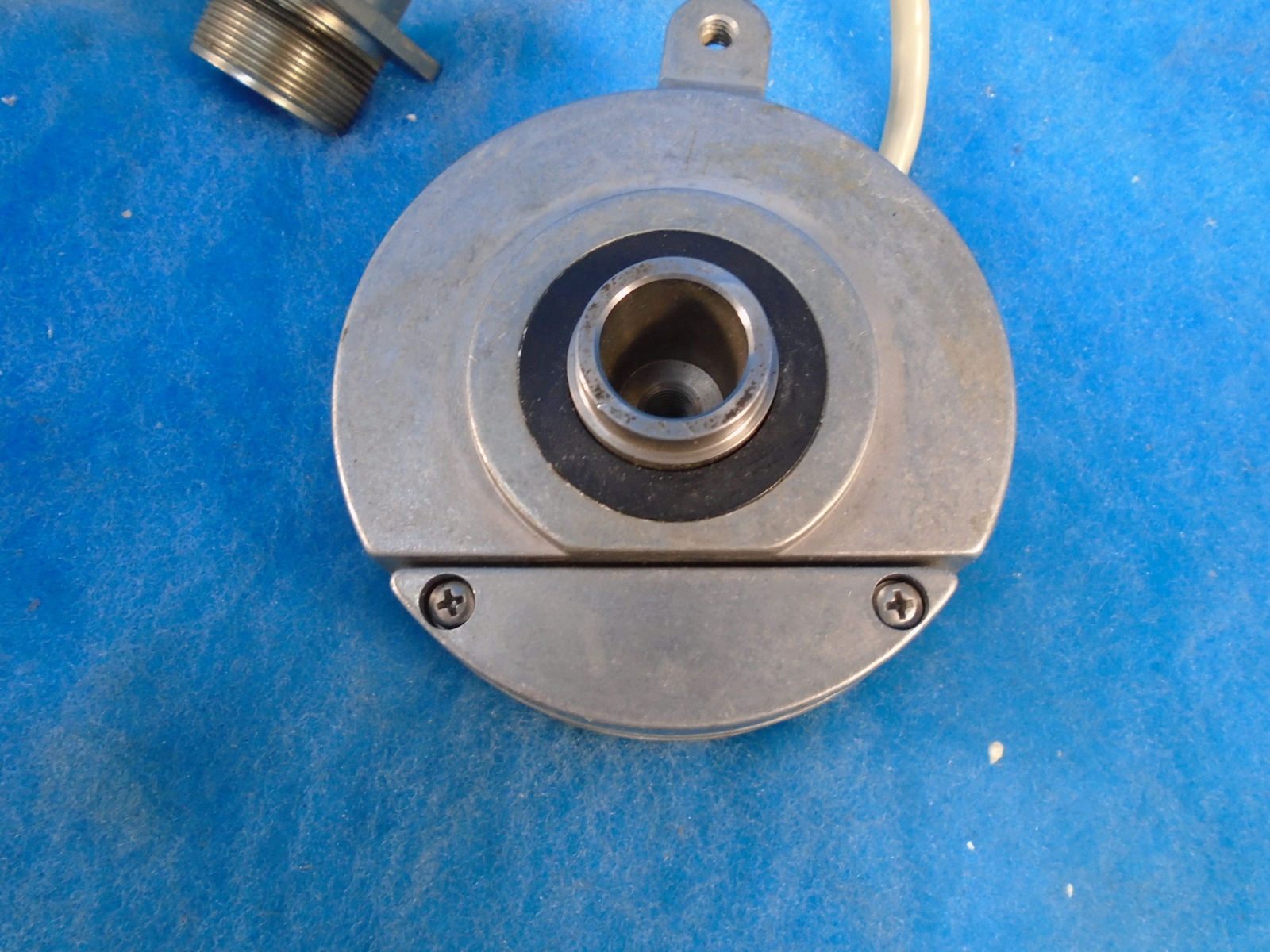 DR. JOHANNES HEIDENHAIN ROD 320 500 H5 ID.NR. 209 698 03 ROTARY ENCODER 1YR WARR