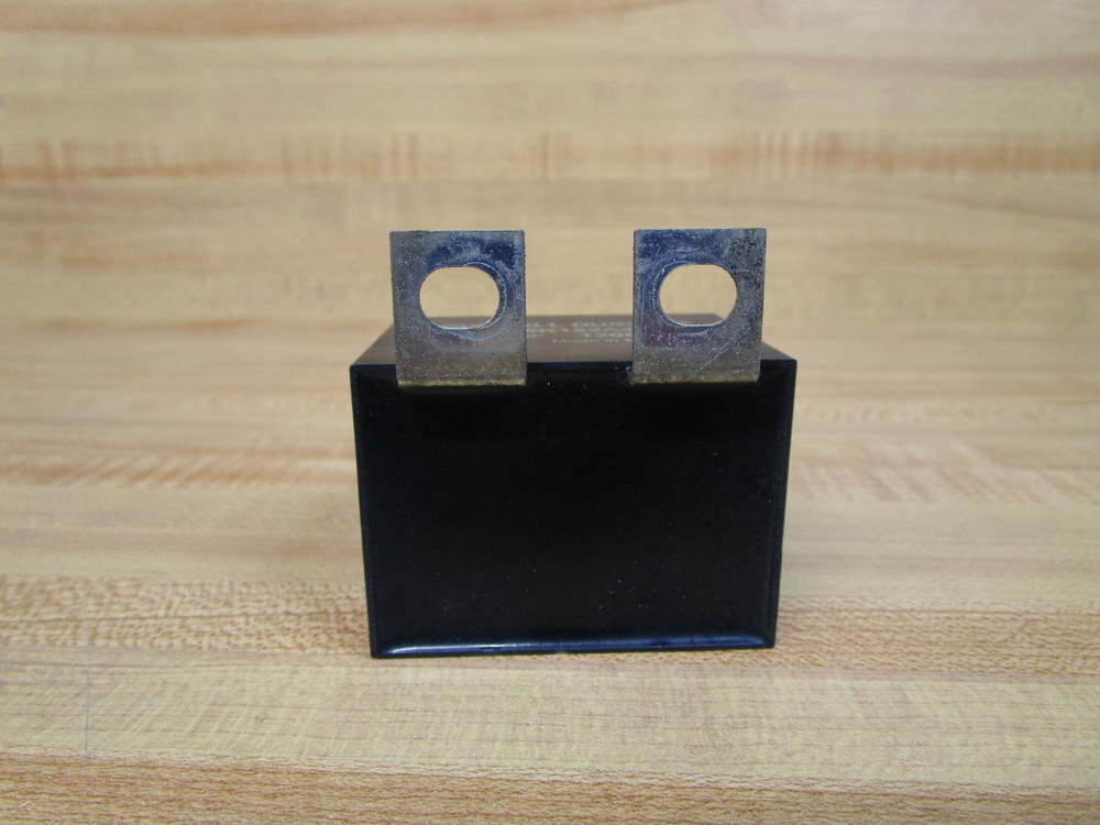 Cornell Dubilier SCD155K122A3Z25 Capacitor