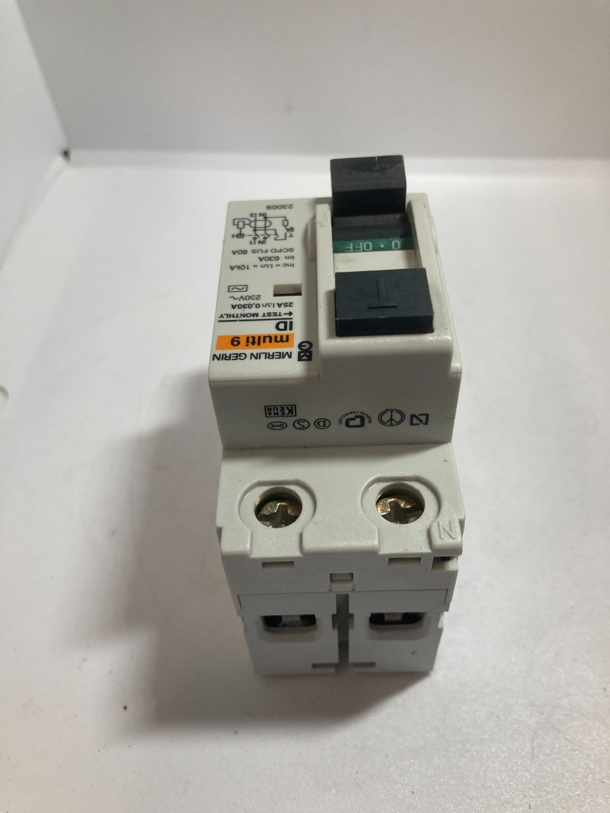 MERLIN GERIN 23009 CIRCUIT BREAKER MULTI 9 SCPD FUS 2 POLE 230V 80A