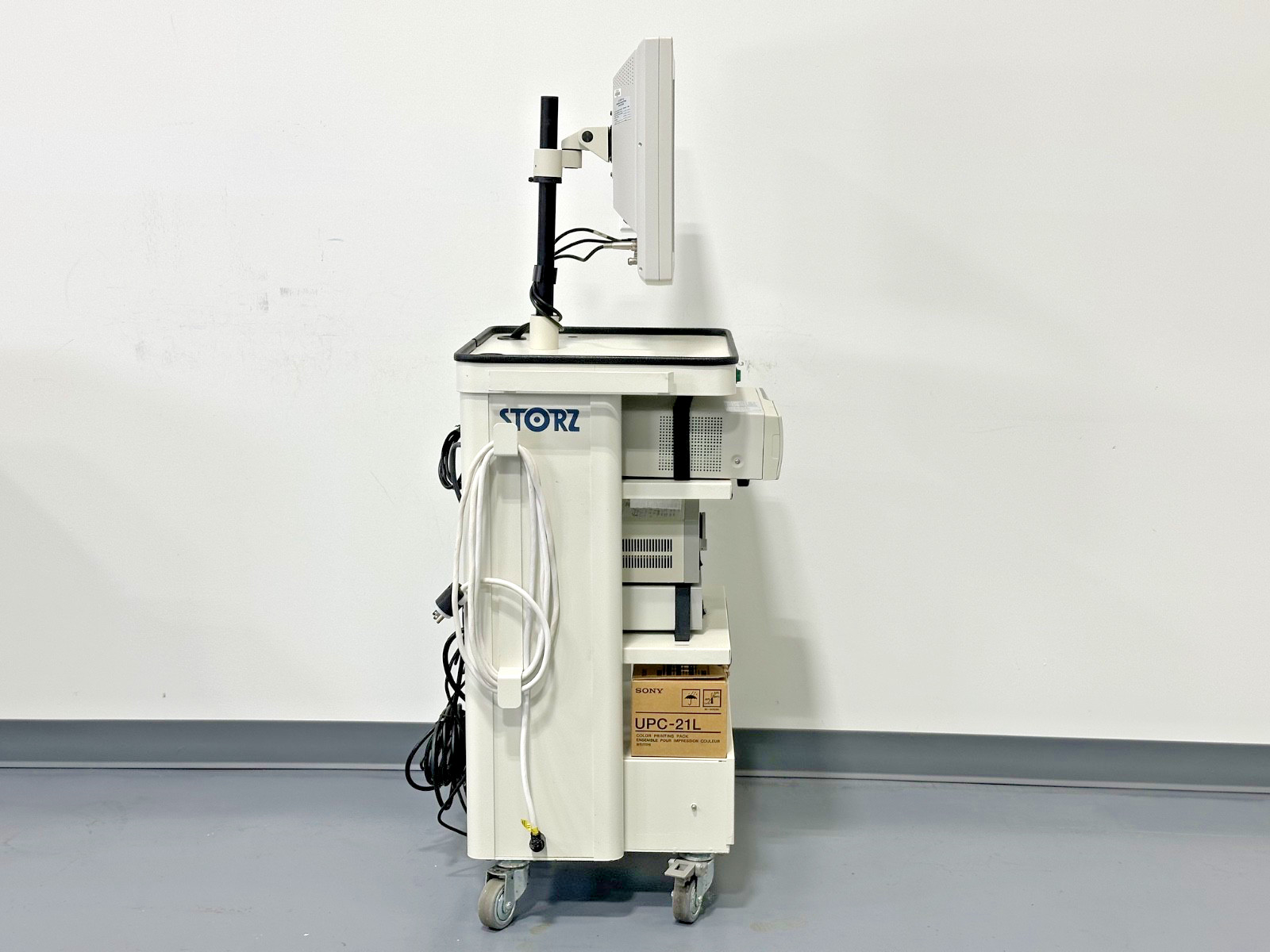Karl Storz Xenon Nova 175 Telecam DX II Endoscopy Tower Cart Sony UP-51MD