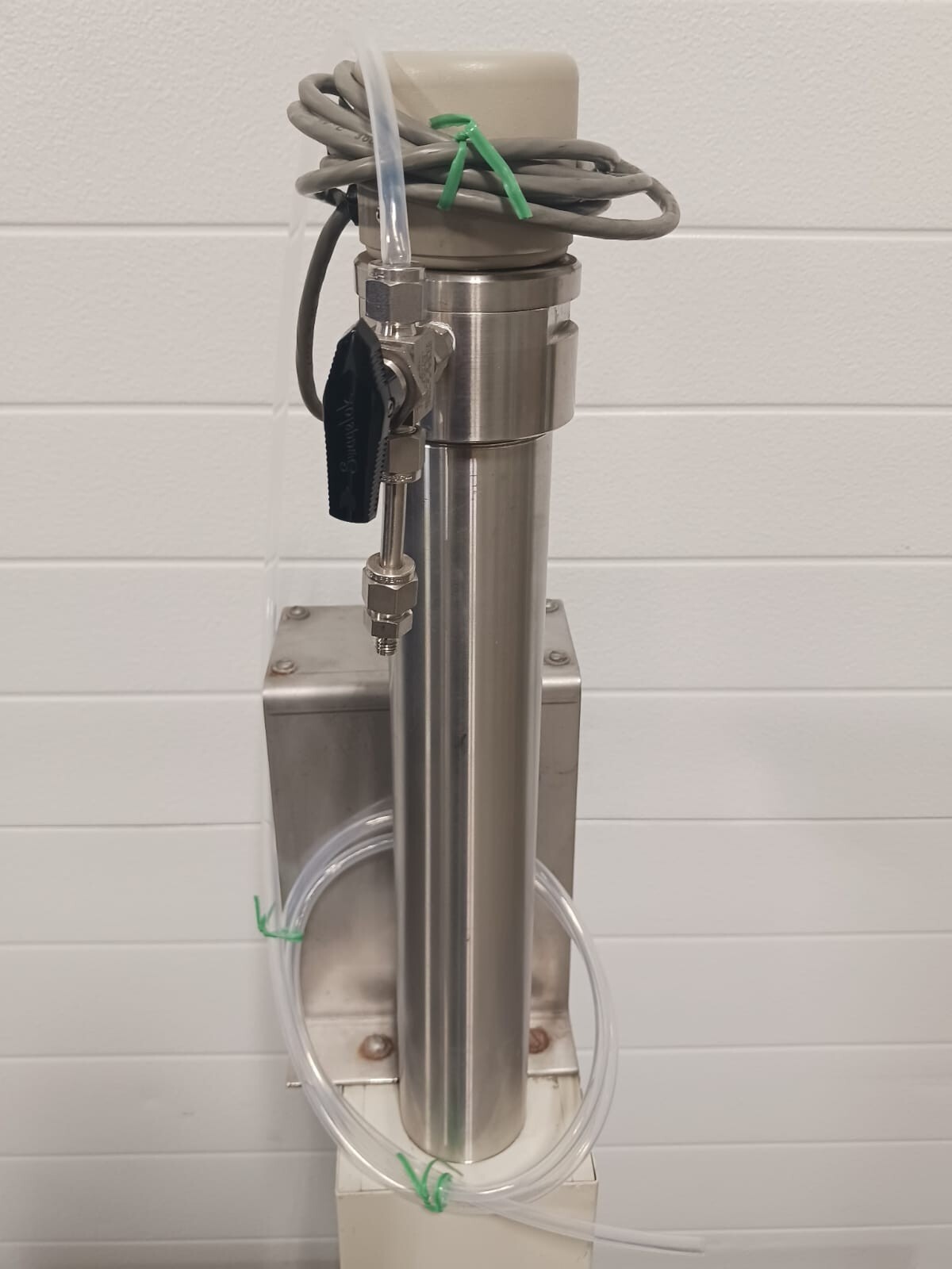 ISCO High Pressure Pump w/ Celesco Transducer Products PT101-0020-111-1110