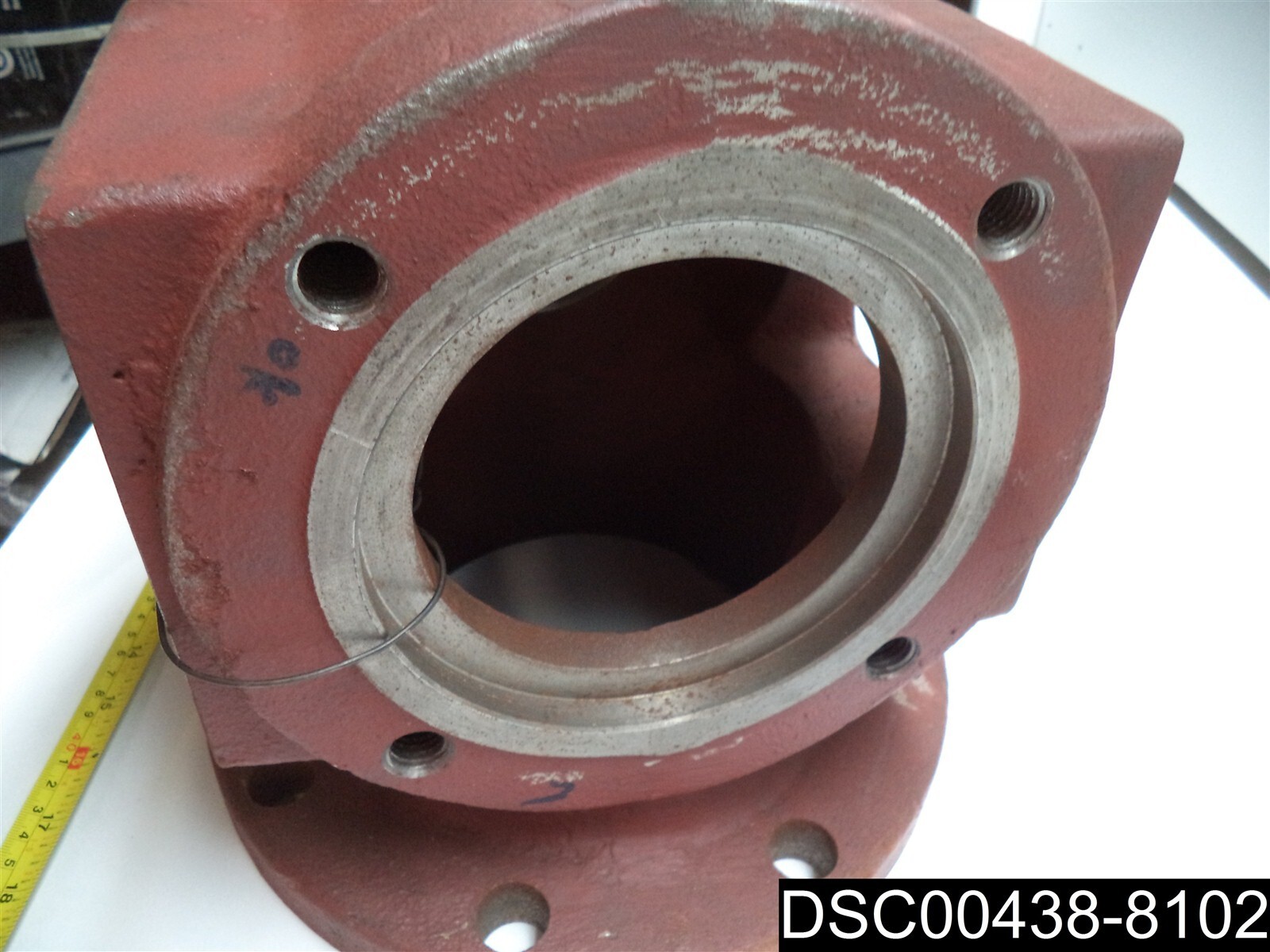 Red Valve 4250044701, G17B6, 11″ Flange, 12″ X 6-1/4″OD X 4-5/8″ID