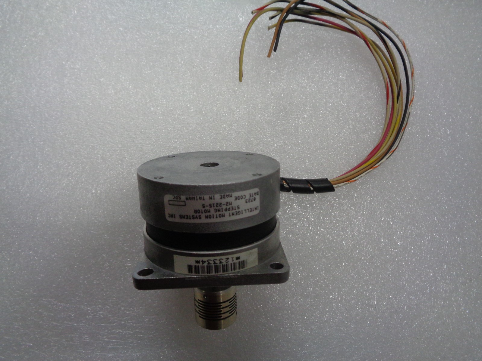 INTELLIGENT MOTION SYSTEM STEPPING MOTOR. M2-2215-S