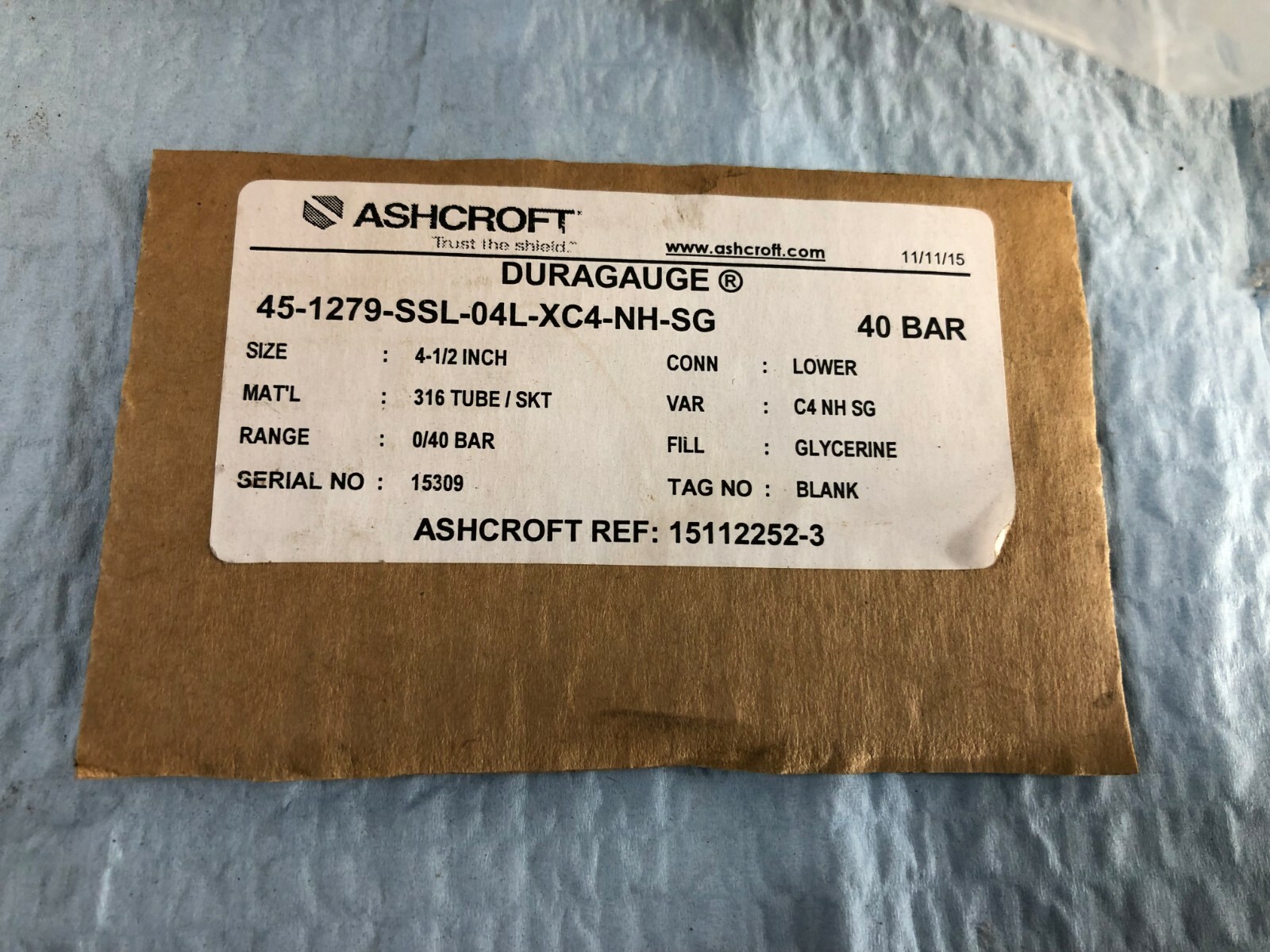 ASHCROFT 1279 DURAGAUGE Pressure Gauge. 0 – 40 Bar. Size 4-1/2in. SS Tube. USA.