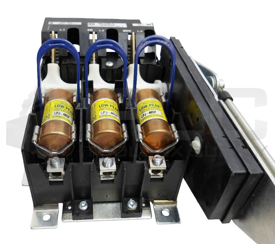 SQUARE D 9422TDF63 /A DISCONNECT SWITCH W/ 9422CFT30 /A W/ (3) LPJ-40SP