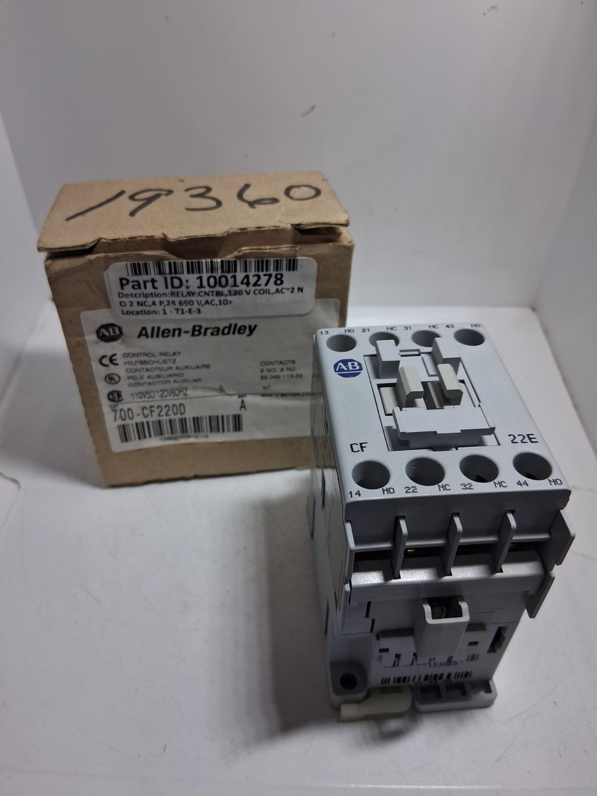 ALLEN BRADLEY 700-CF220D CONTROL RELAY 2NO/2NC 110V50/120V60HZ SER A NIB