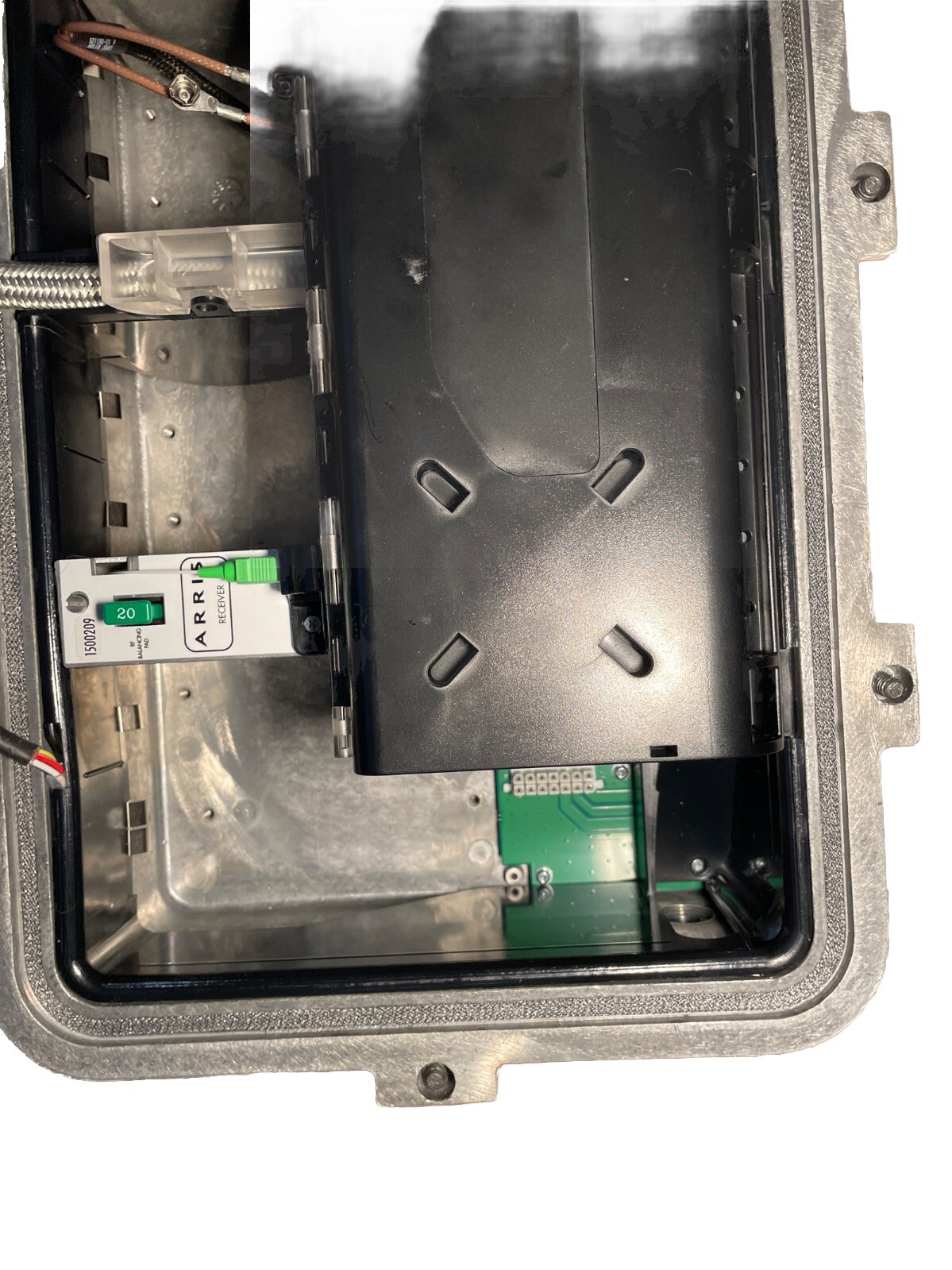 Arris OptiMax Node OM41GJ – 6A2C5 – C2GC00HG2 – 10 2×2 1GHZ – 6A2C&0069