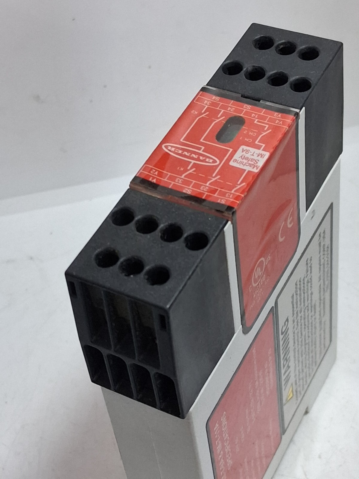 BANNER IM-T-9A RELAY MODULE SAFETY LIGHT 24VDC 100MA NC/NO NNB