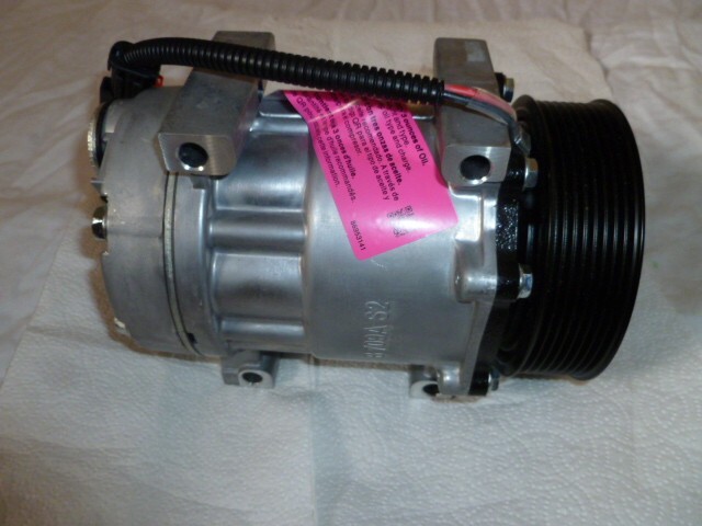 FOUR SEASONS A/C COMPRESSOR 68589