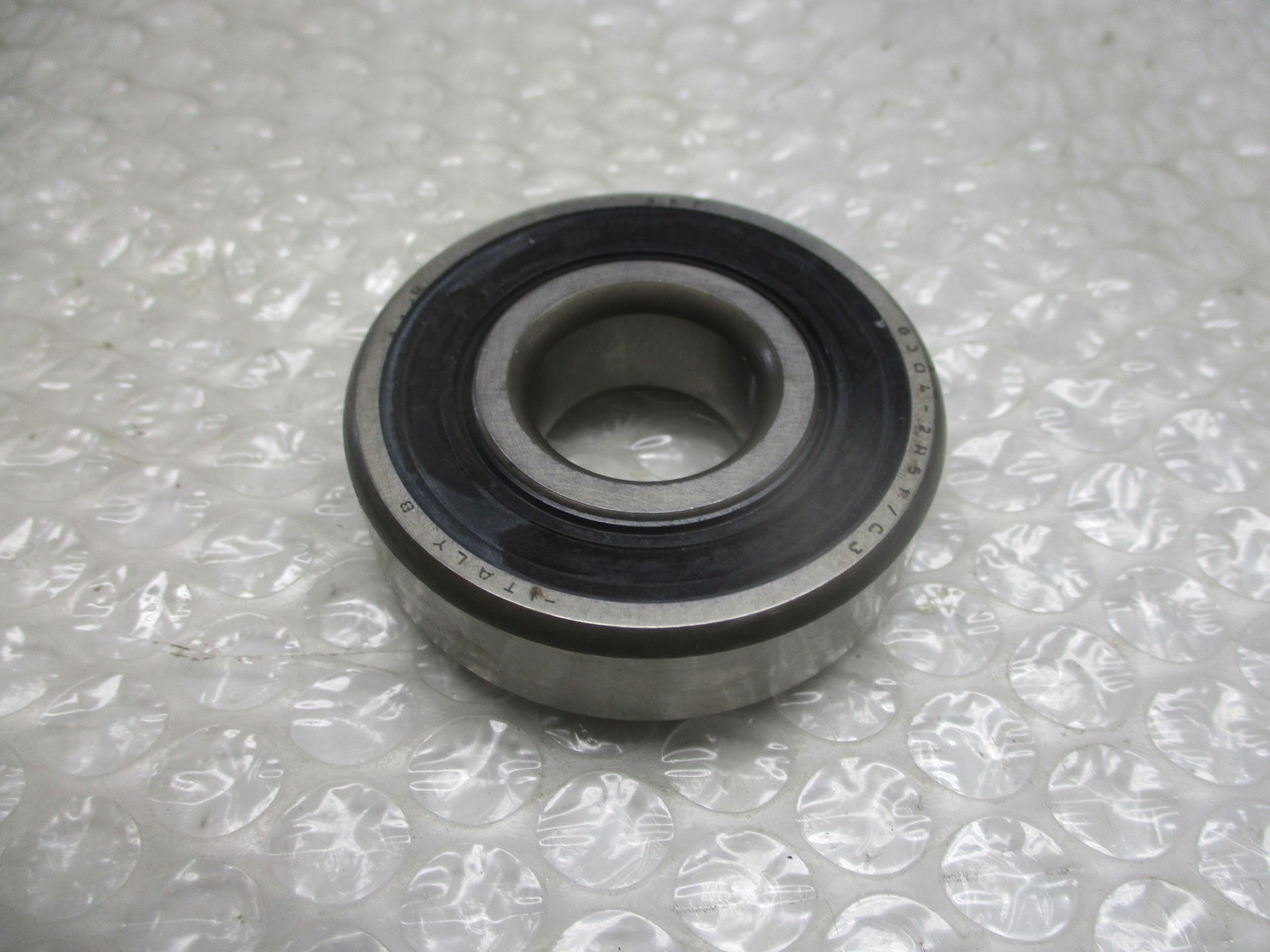 SKF 6304-2RS1/C3 BEARING LOT OF 2 NSMP