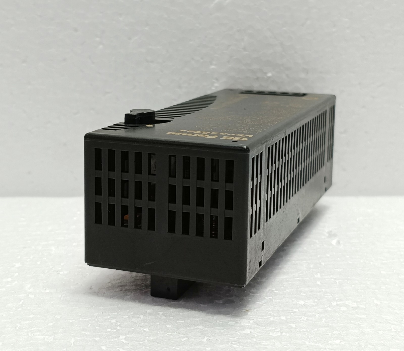 GE FANUC IC200PWR102F POWER SUPPLY EXPANDED MODULE