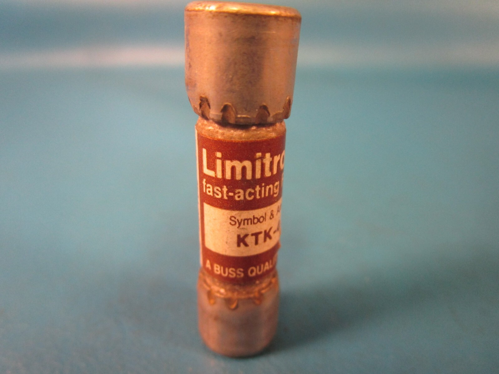 LOT OF 7 Bussmann Limitron KTK-4 Fuses, Fast Acting, Cooper