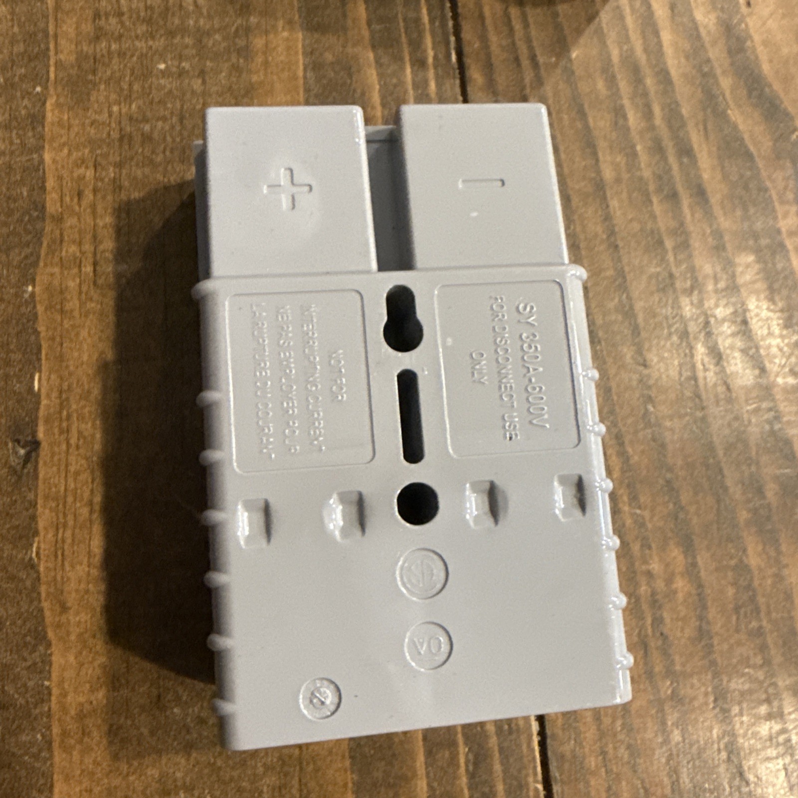 New TSA/INAN-222 350A Gray Battery Connector Housing. NEW.