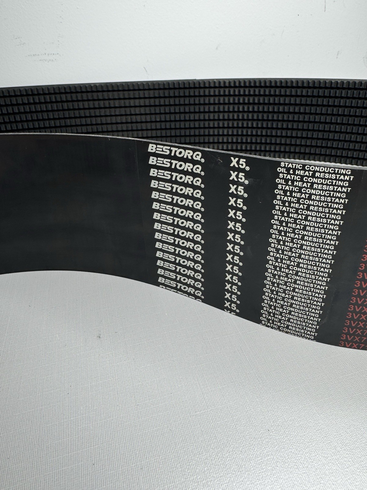 BESTORQ X5 3VX710 Rubber V-Belt Banded/Cogged Black 71″ Length 424036