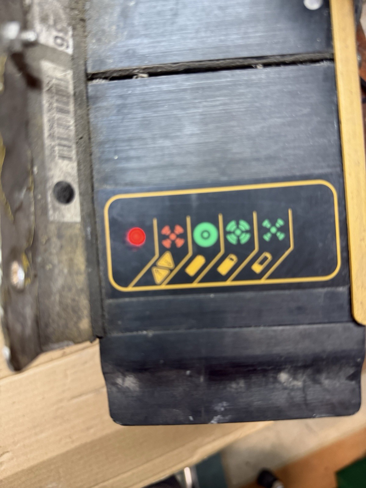 DELTA-Q QUIQ HF/PFC 36 V BATTERY CHARGER 912-3610-T2 LEAD ACID 18 CELL 21-400Ah