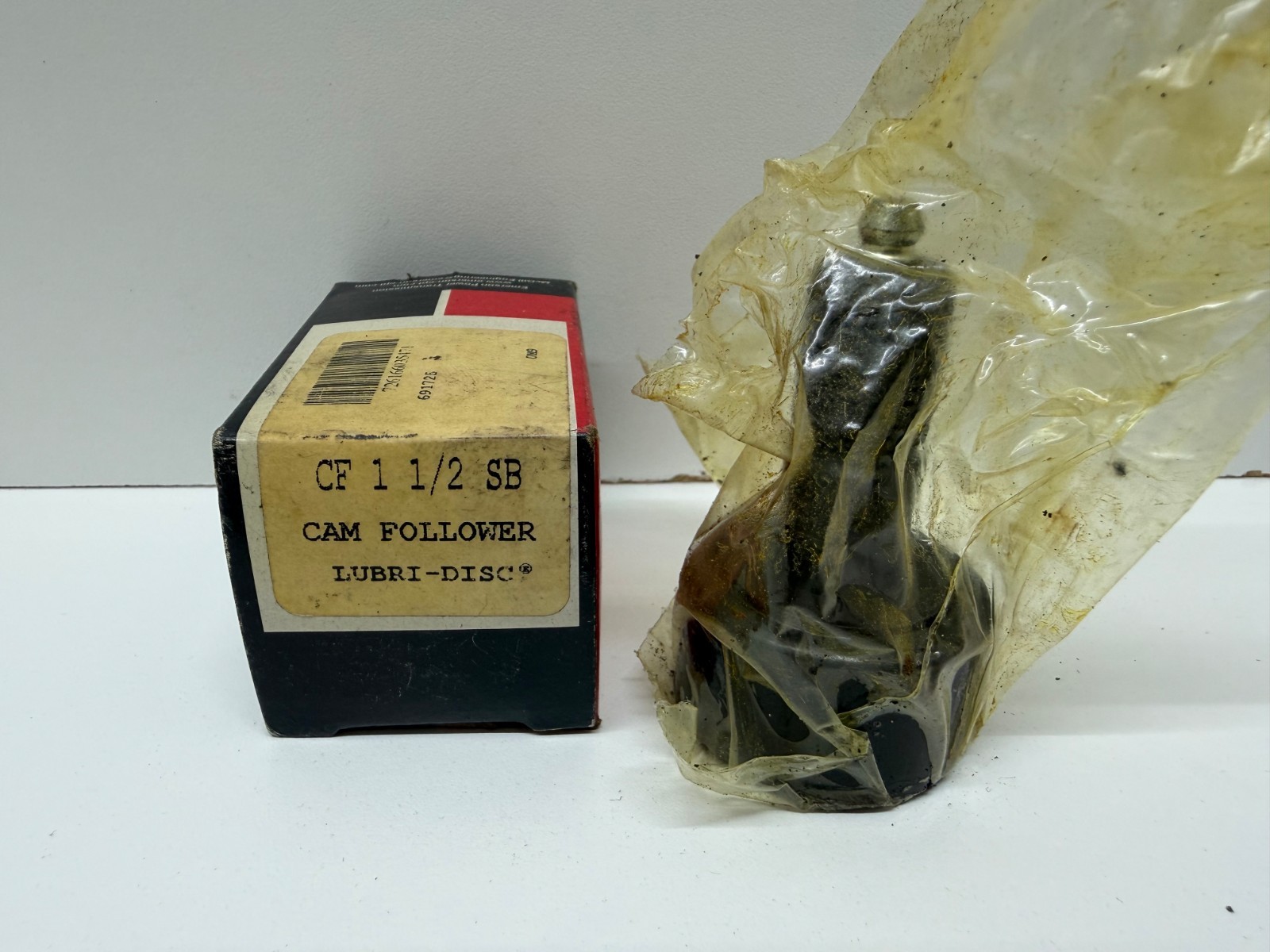 NEW IN BOX! MCGILL 1-1/2″ CAM FOLLOWER CF-1-1/2-SB