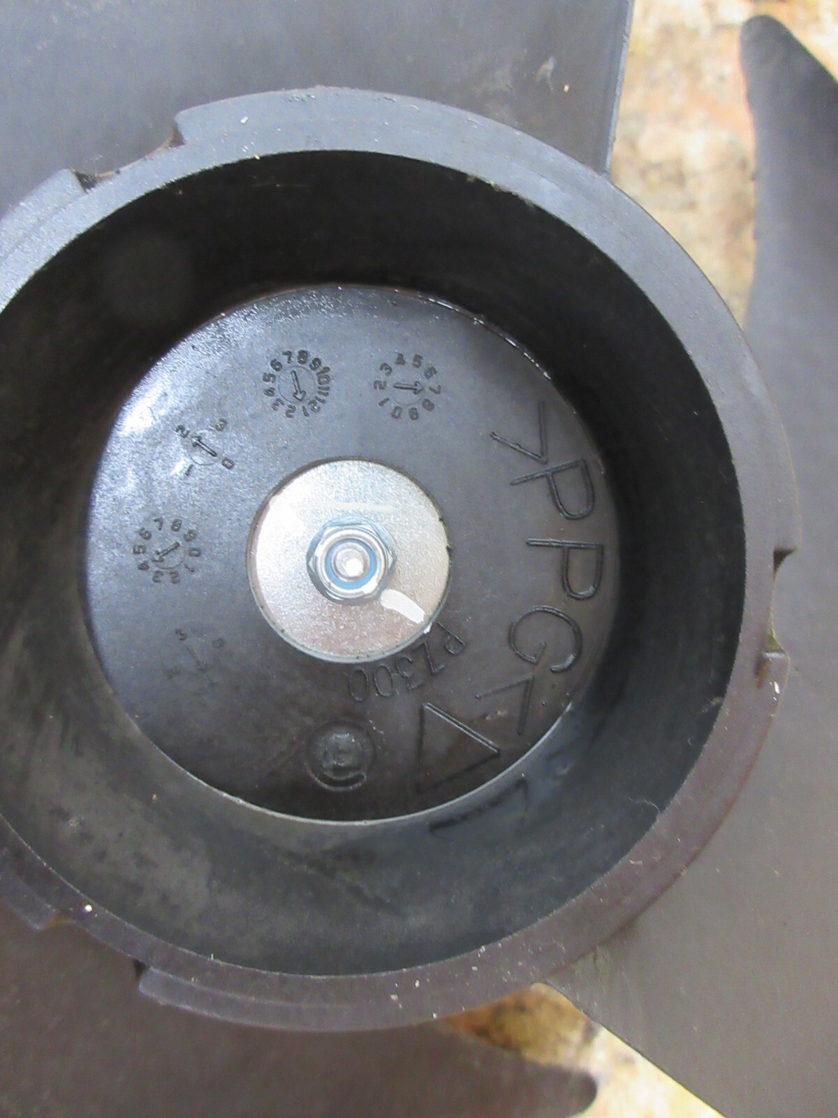 2000 FANUC ROBOCUT A-0IA CNC EDM PPG PZ300 12″ INCH FAN