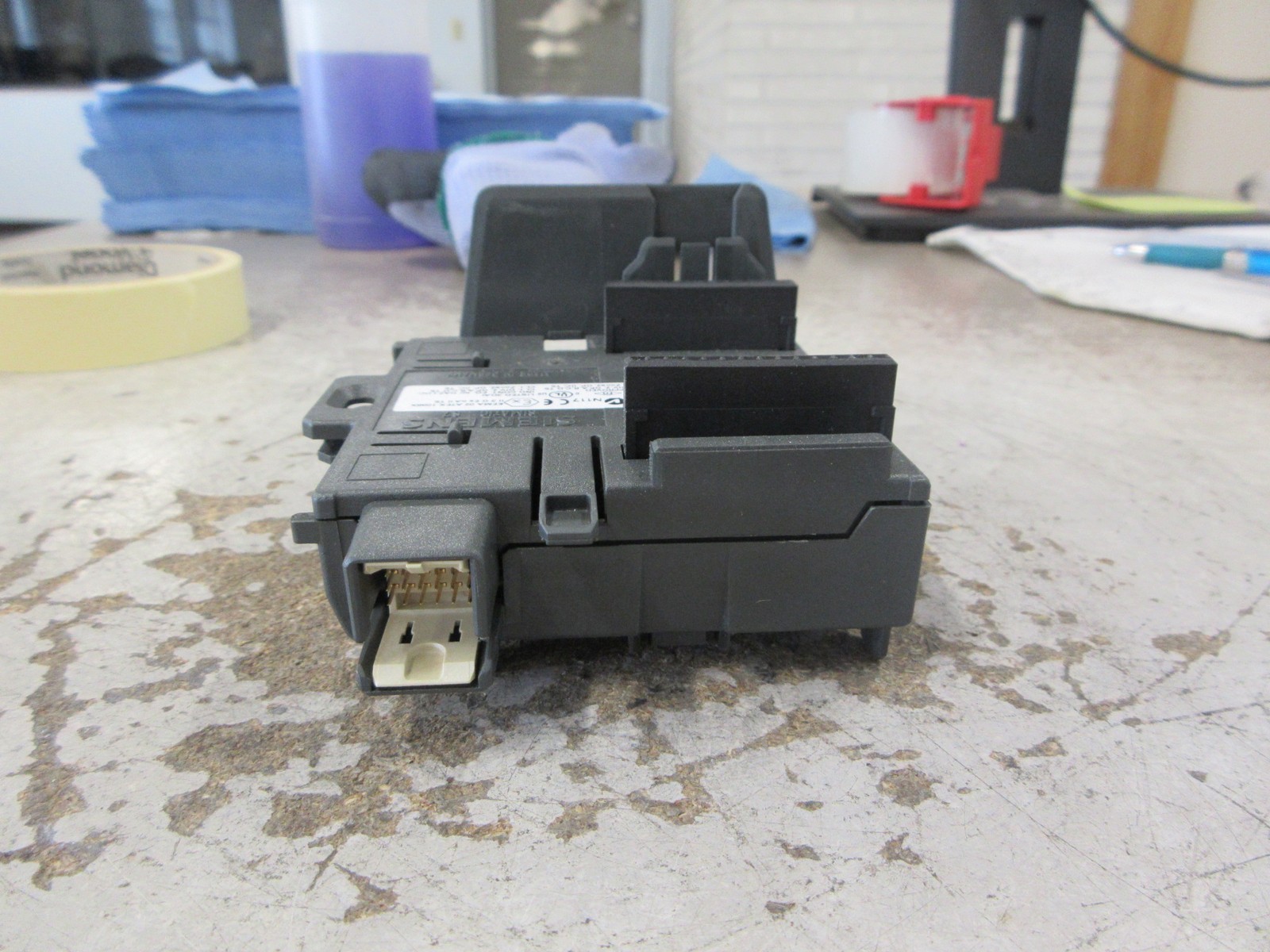 Siemens Simatic S7 Bus Module 6ES7 195-7HC00-0XA0 E-Stand: 05 Used