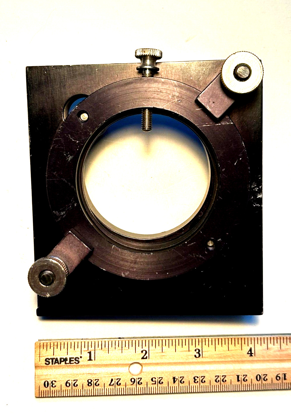 Oriel tip-tilt mirror mount with 60mm mirror holder