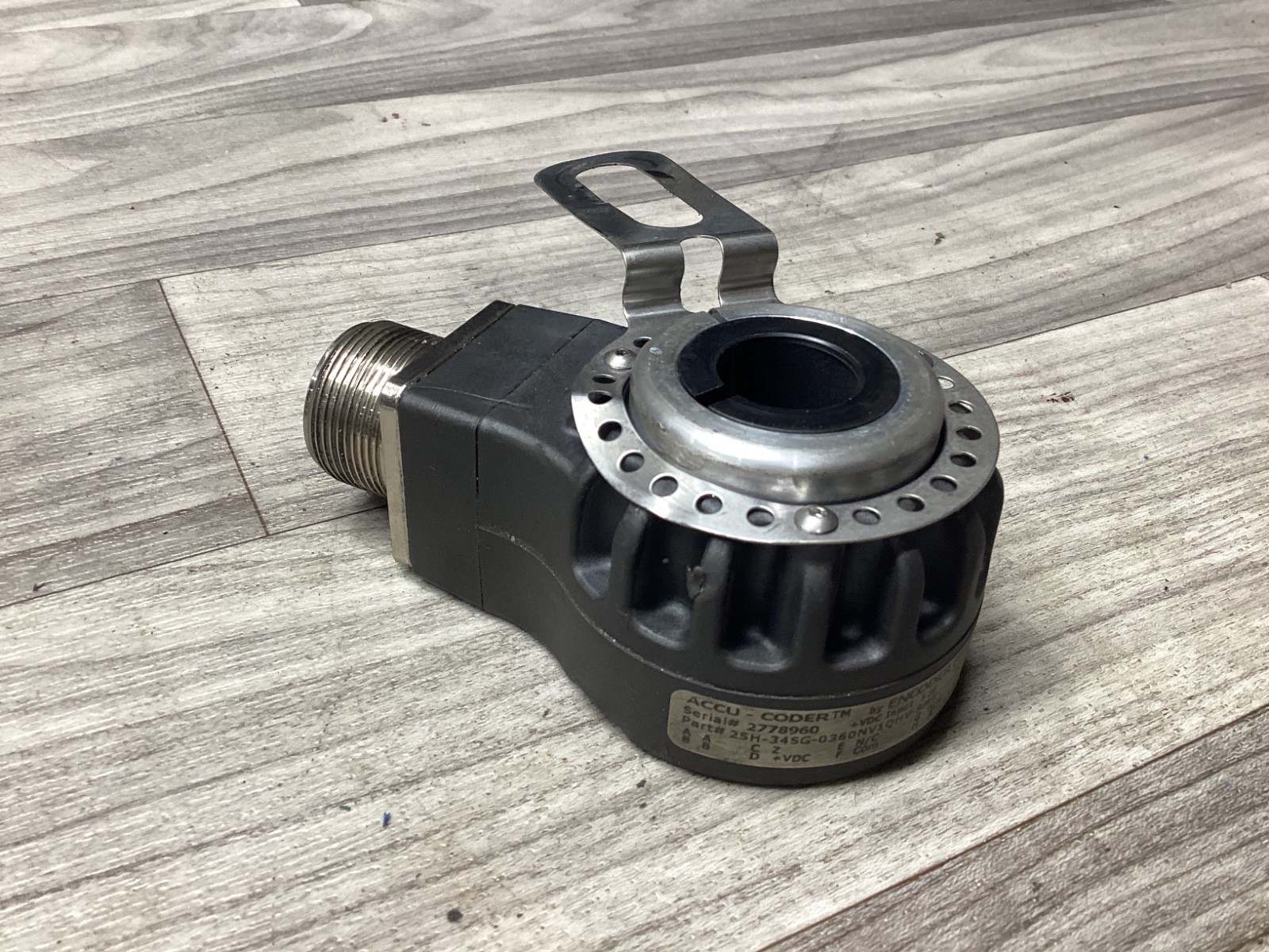 ENCODER PRODUCTS ACCU-CODER 25H-34SG-0360NV1QHV-SMX #120N75