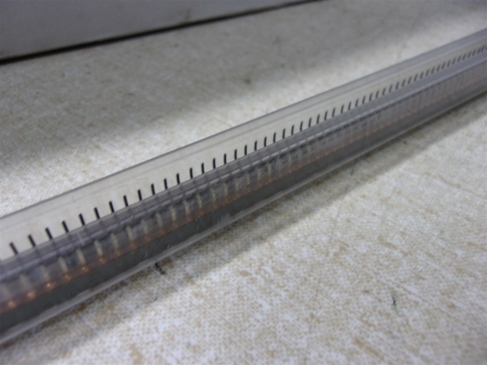 NEW IC Integrated Circuit 703-1316-01-04-10 Sleeve of 25 *FREE SHIPPING*