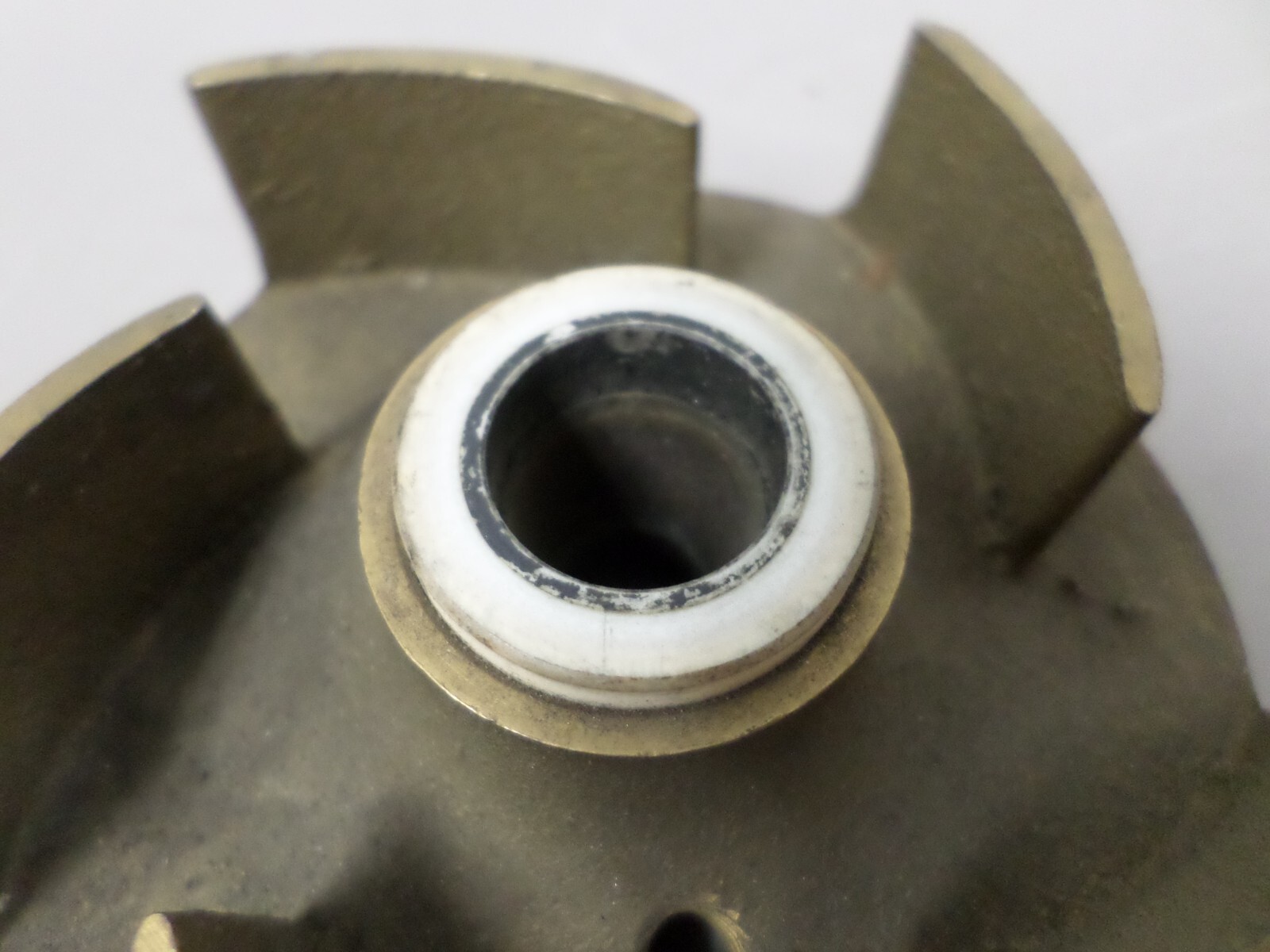 NOS Detroit Diesel 5123146 Bronze Water Pump Impeller