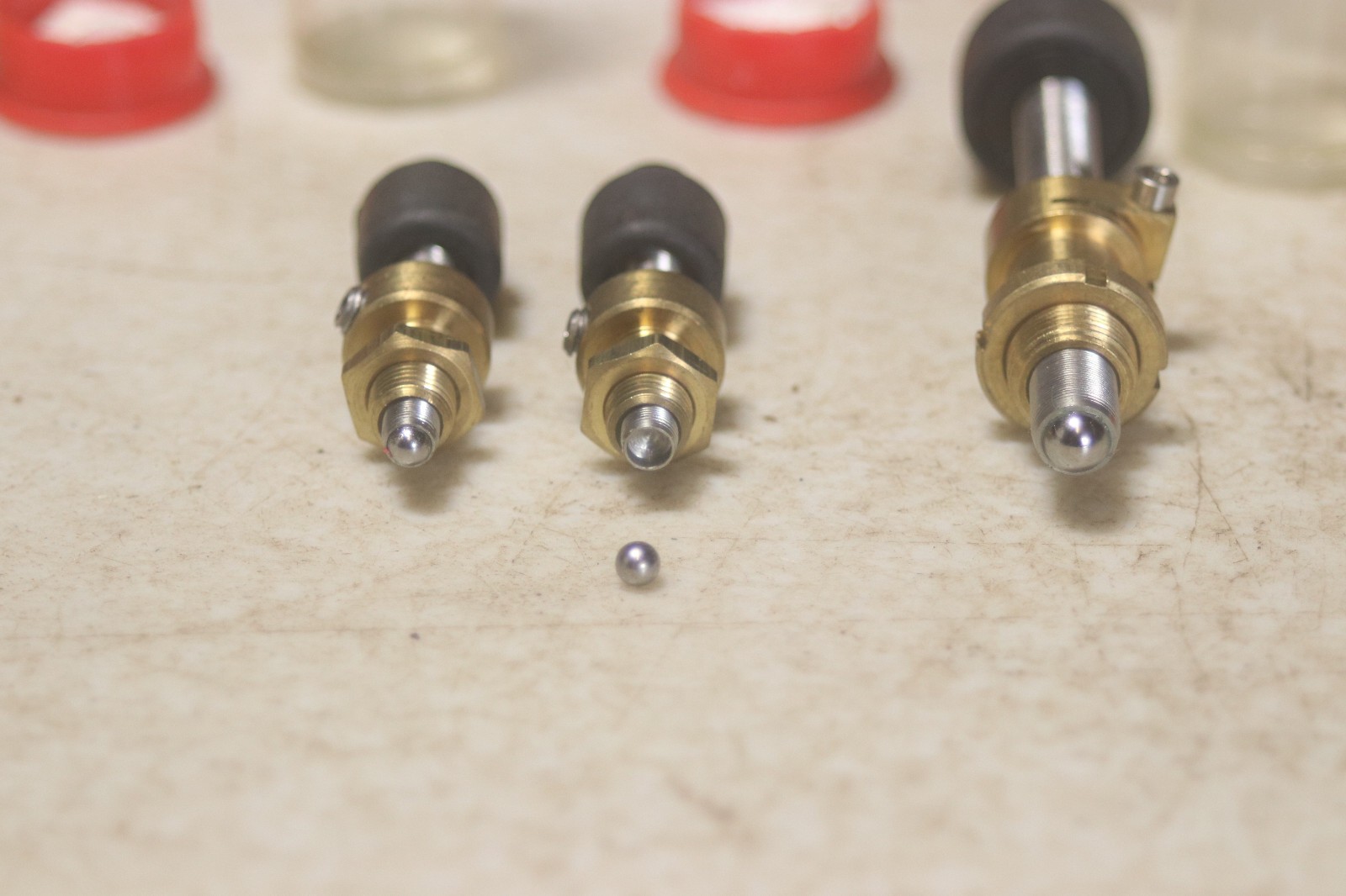 Lot of 3 80 T.P.I Micro Adjustment Screws