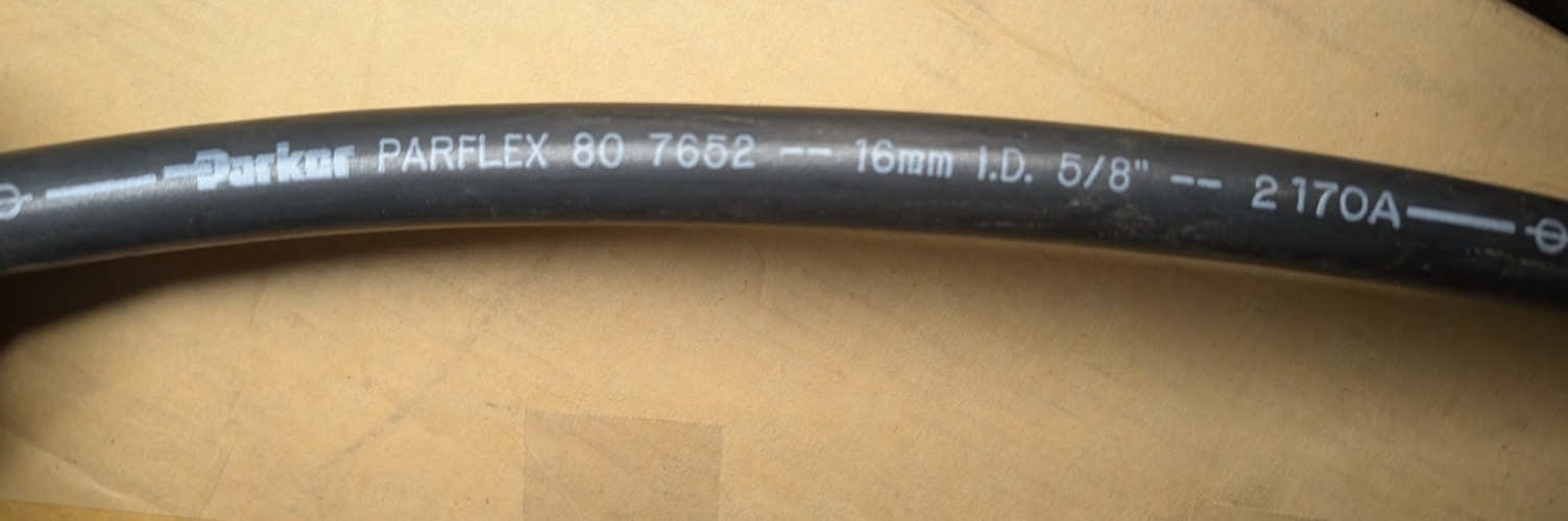 Parker Parflex 80 7652 Hydraulic Hose – 16mm I.D. 5/8″ – Sold by the foot