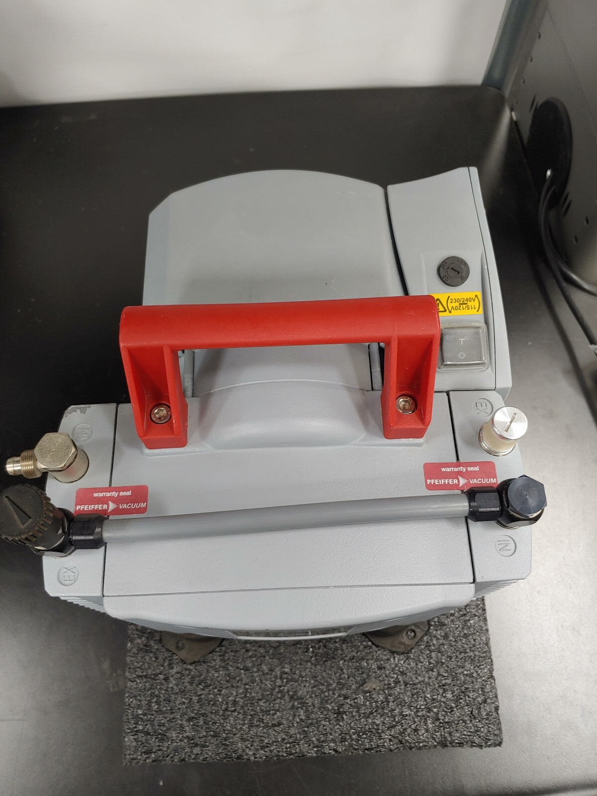 PFEIFFER VACUUM MVP 040-2 PT T01 210 Diaphragm Pump