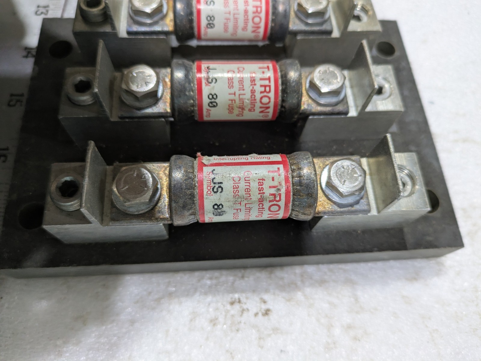 MARATHON 6T100A3B FUSE-70 100A 600V CLASS T FUSE 200KA … FUSE HOLDER ONLY